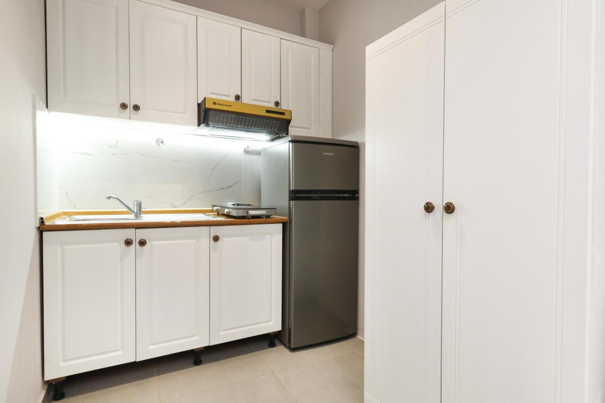 Vila Feliz - Premium Rooms With Free Private Parking Vlorë Exteriör bild